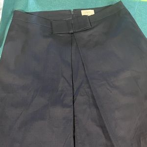 Navy Blue loft bow skirt